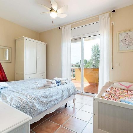 올리벨라 Casa Xixella A 15 Min De Sitges 빌라 외부 사진