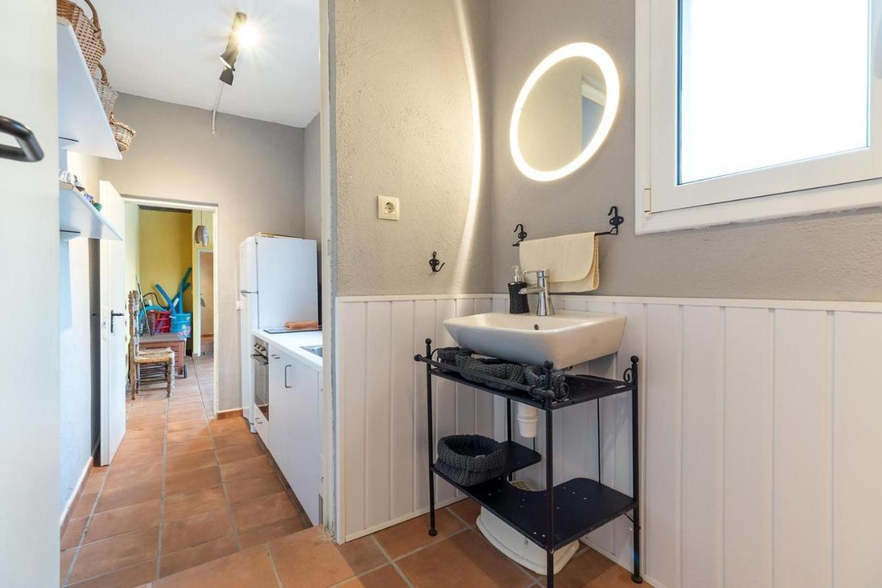 올리벨라 Casa Xixella A 15 Min De Sitges 빌라 외부 사진