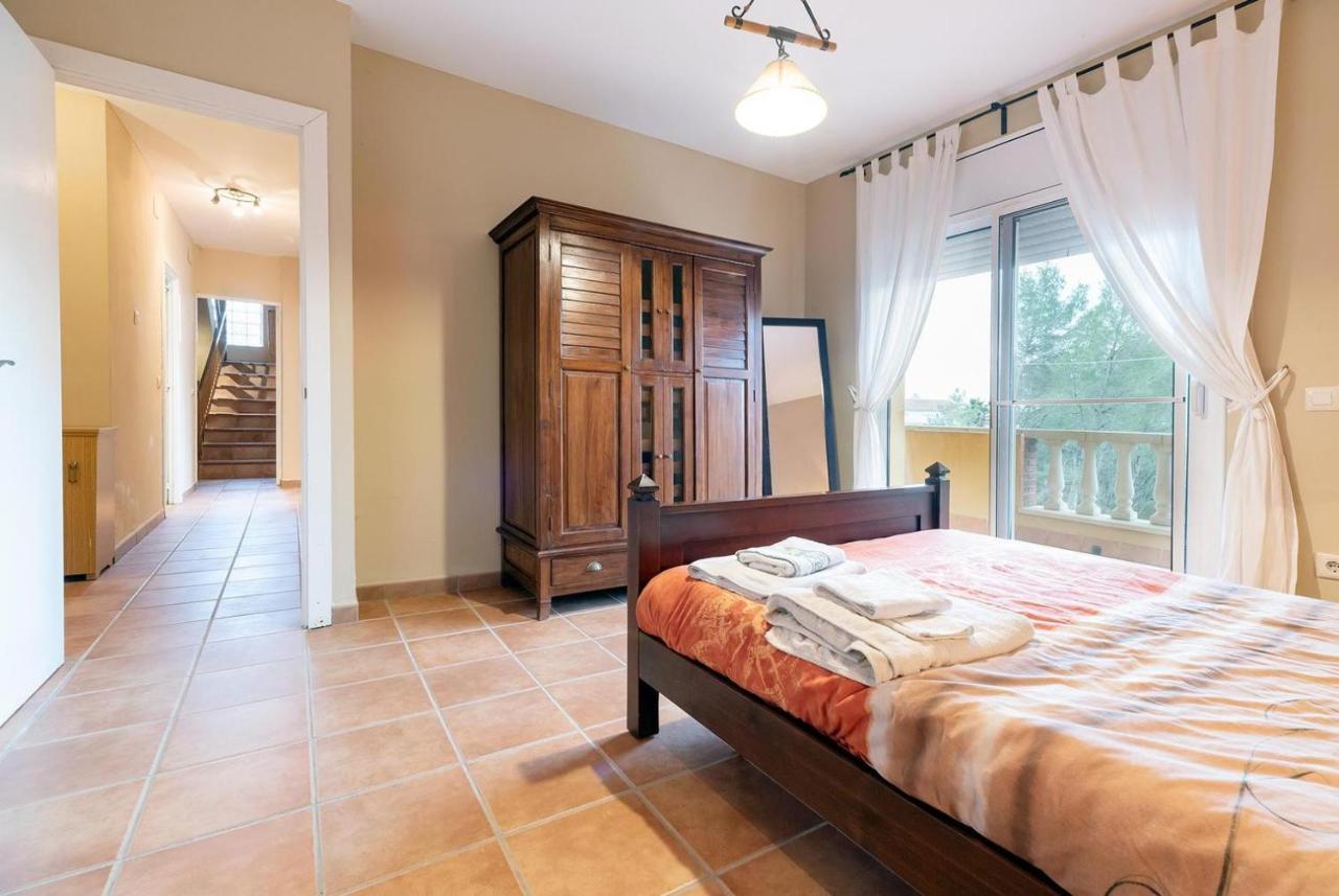 올리벨라 Casa Xixella A 15 Min De Sitges 빌라 외부 사진