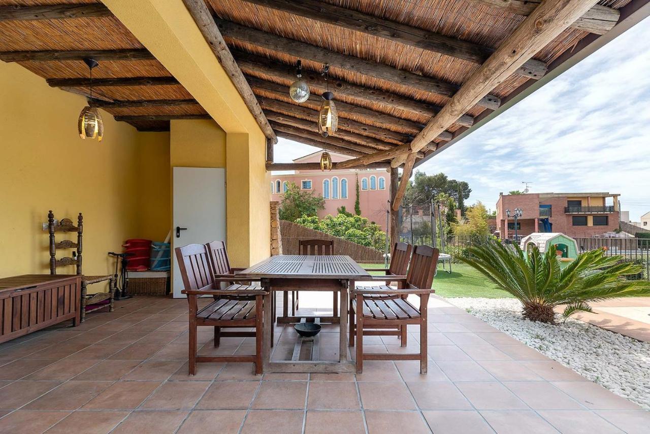 올리벨라 Casa Xixella A 15 Min De Sitges 빌라 외부 사진