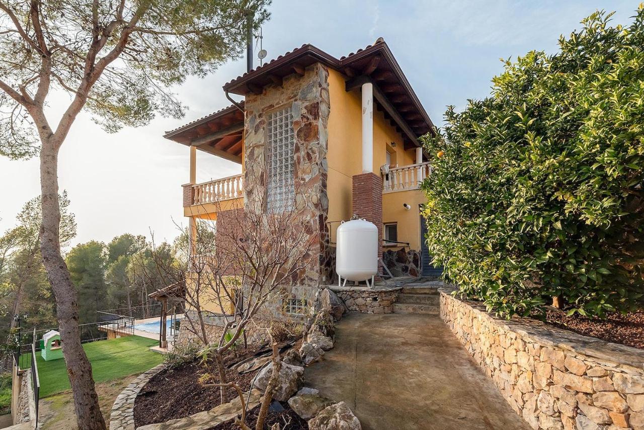 올리벨라 Casa Xixella A 15 Min De Sitges 빌라 외부 사진