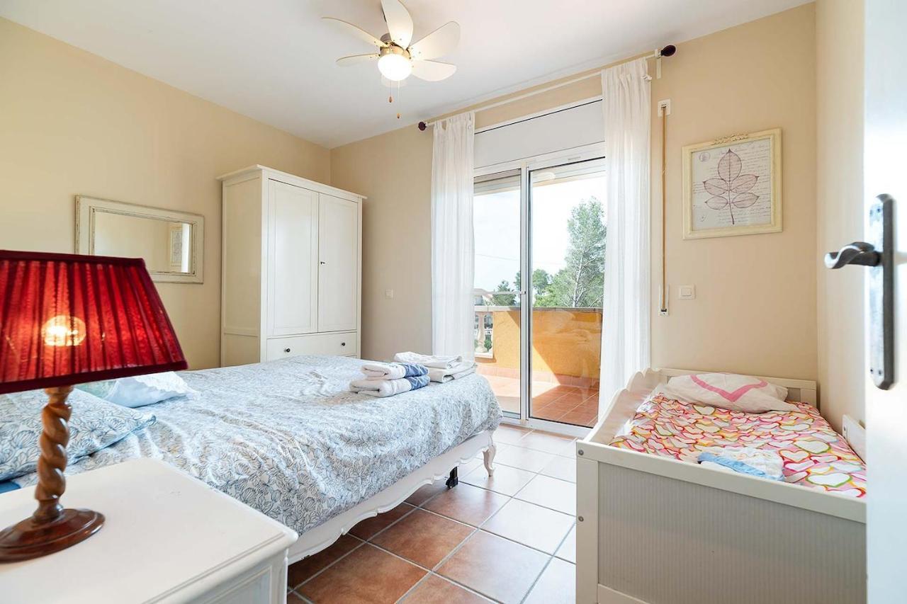 올리벨라 Casa Xixella A 15 Min De Sitges 빌라 외부 사진
